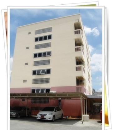 Condo · Wang Thonglang, bangkok — photo 1