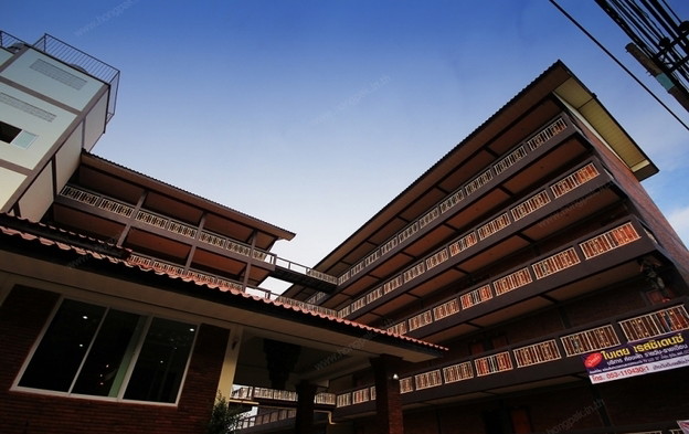 Condo · Mueang Chiang Mai, chiang_mai — photo 2