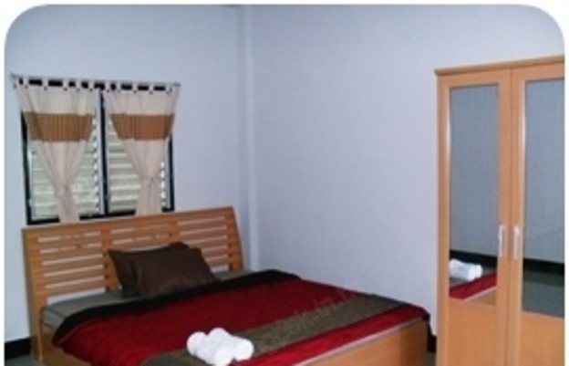 Condo — photo 1