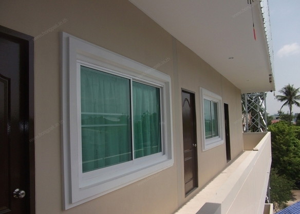 Condo — photo 2