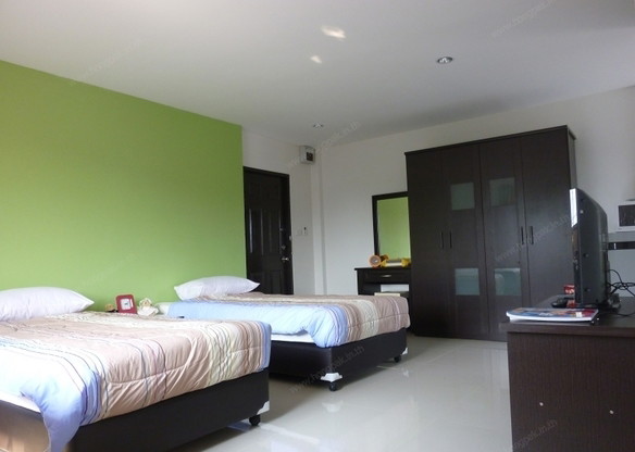 Condo — photo 3