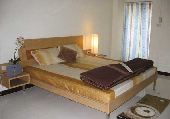 Condo — photo 2