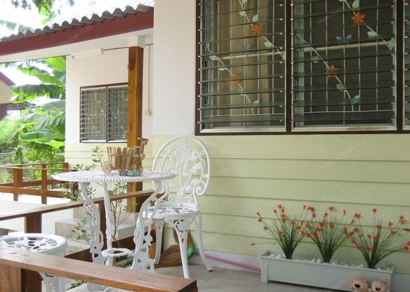 Condo — photo 2