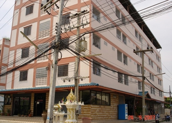Condo — photo 2