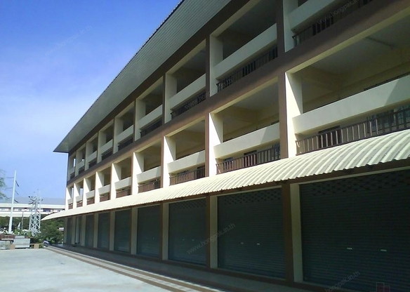 Condo — photo 1