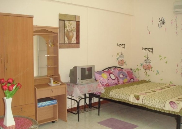 Condo — photo 2