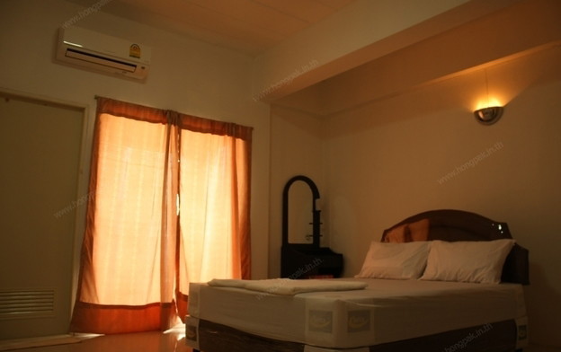 Condo · Bang Phli — photo 1