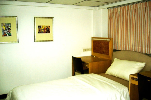 Spoon's place — photo 1