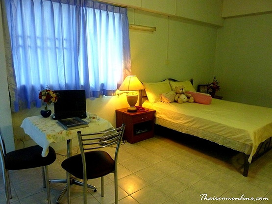 Condo · Pathum Wan, bangkok — photo 2