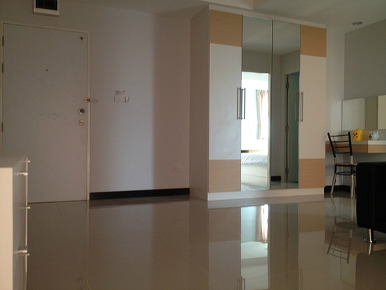 Condo · Mueang Nonthaburi — photo 3