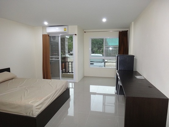 Condo — photo 2