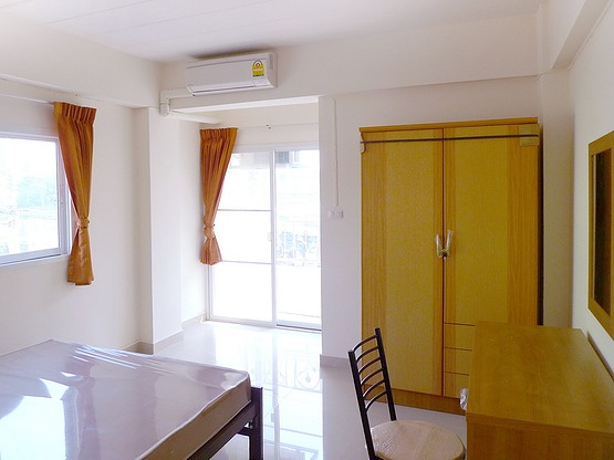 JR Mansion Sukhumvit — photo 2