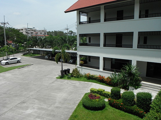 Condo — photo 5