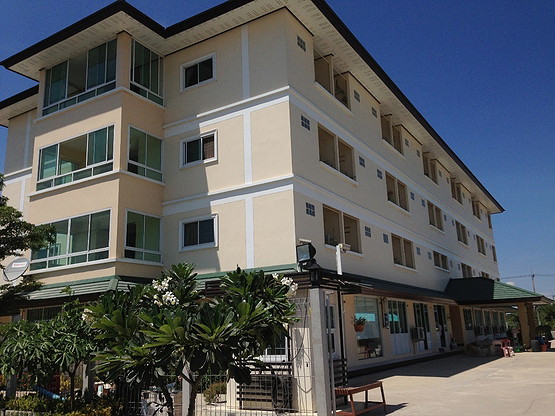Condo — photo 1