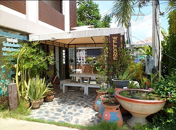 Condo — photo 2