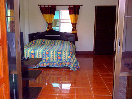 Condo — photo 3