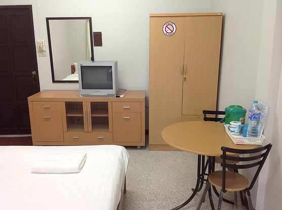 Condo — photo 2