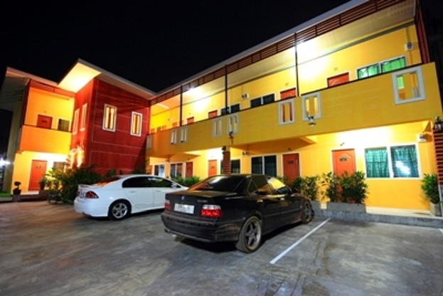 Condo — photo 4