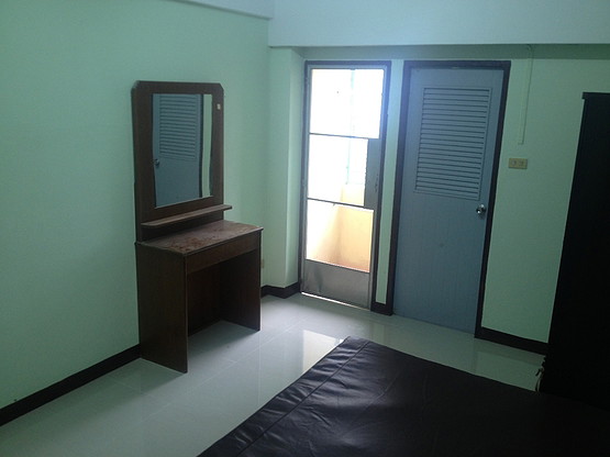 Condo · bangkok — photo 1