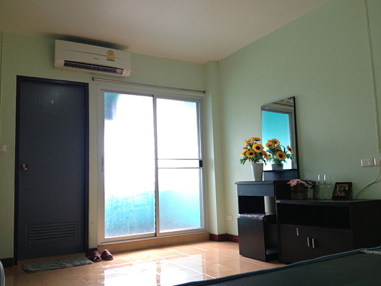 Condo · Phra Khanong, bangkok — photo 3