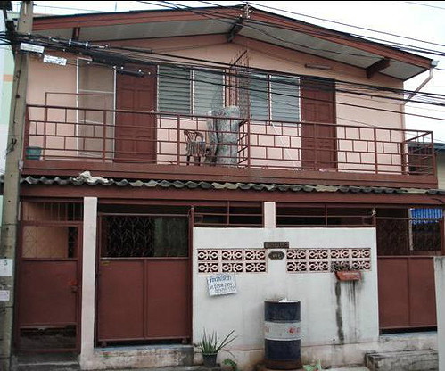 Condo · Wang Thonglang, bangkok — photo 1