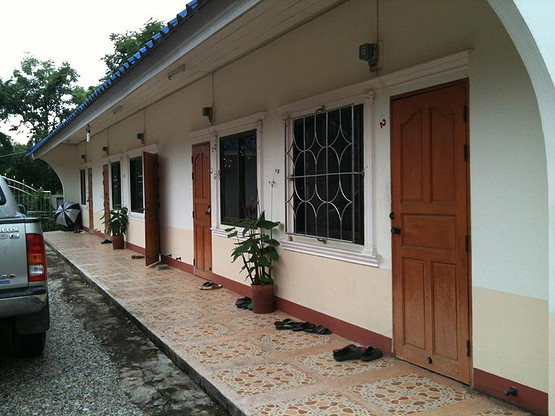 Condo — photo 1