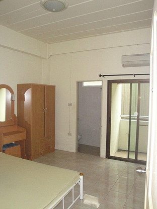 Fullhouse Residence — photo 4