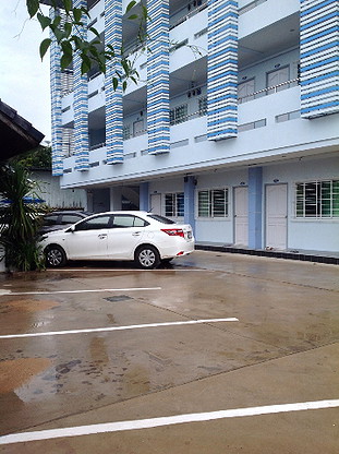 Condo — photo 2