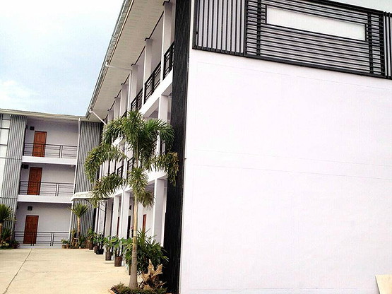 Condo — photo 2
