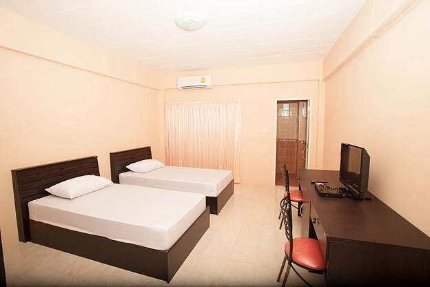 Condo · Mueang Chon Buri, chon_buri — photo 3