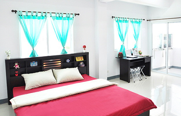 Condo — photo 1