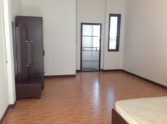 Condo — photo 4