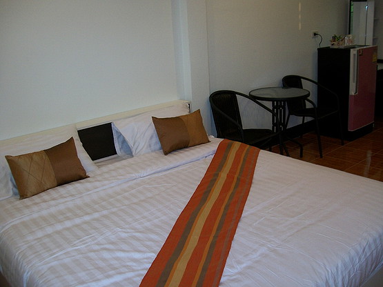 Condo — photo 2