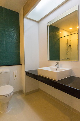 Condo — photo 3