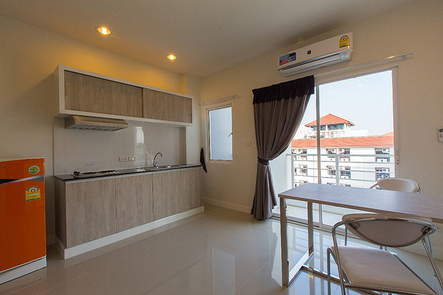 Condo — photo 5
