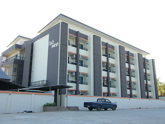 Condo — photo 2