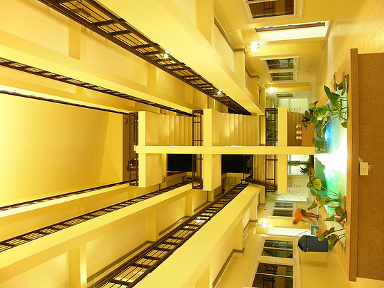 Condo — photo 3