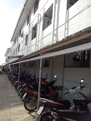 Condo — photo 1