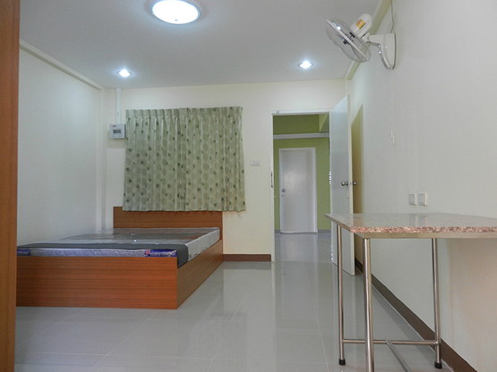 Condo — photo 5