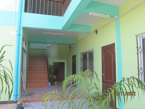 Condo — photo 2