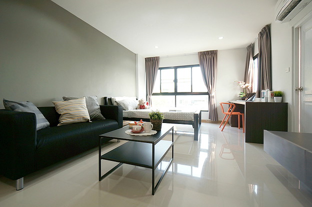 Condo · Mueang Chon Buri, chon_buri — photo 4