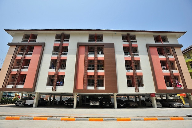 Condo · Mueang Chon Buri, chon_buri — photo 2