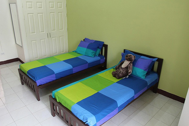 Condo — photo 1