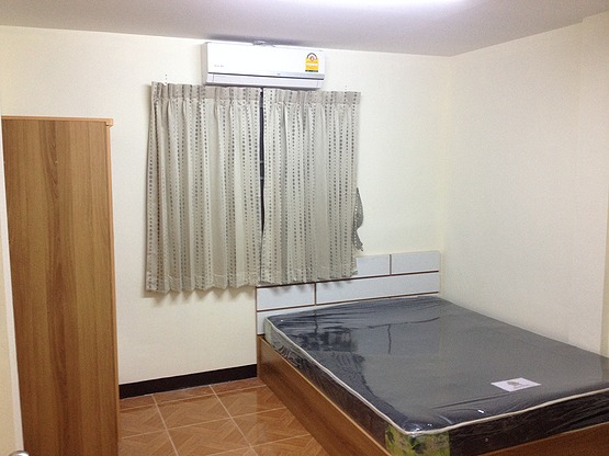 Condo · Khan Na Yao, bangkok — photo 4