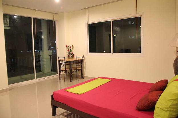 Condo · Mueang Chon Buri, chon_buri — photo 3