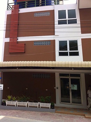 Condo · Mueang Chon Buri, chon_buri — photo 4