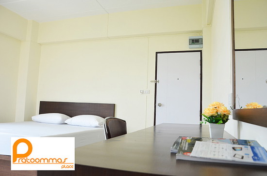 Pratoommas place - Apartment for Rent