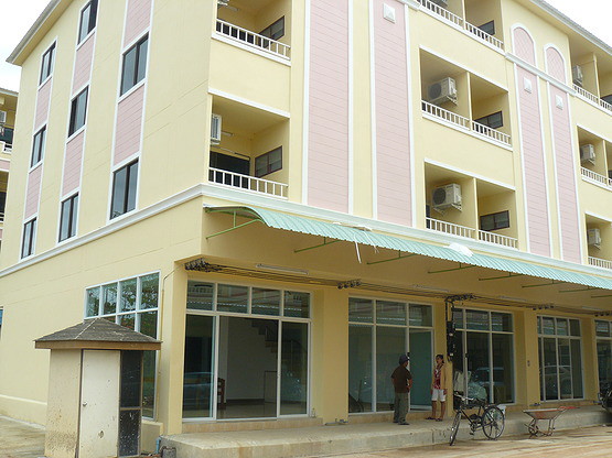 Condo — photo 4