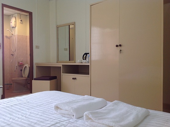 Condo · bangkok — photo 4