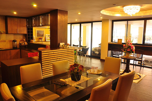 The Living Place Apartment
